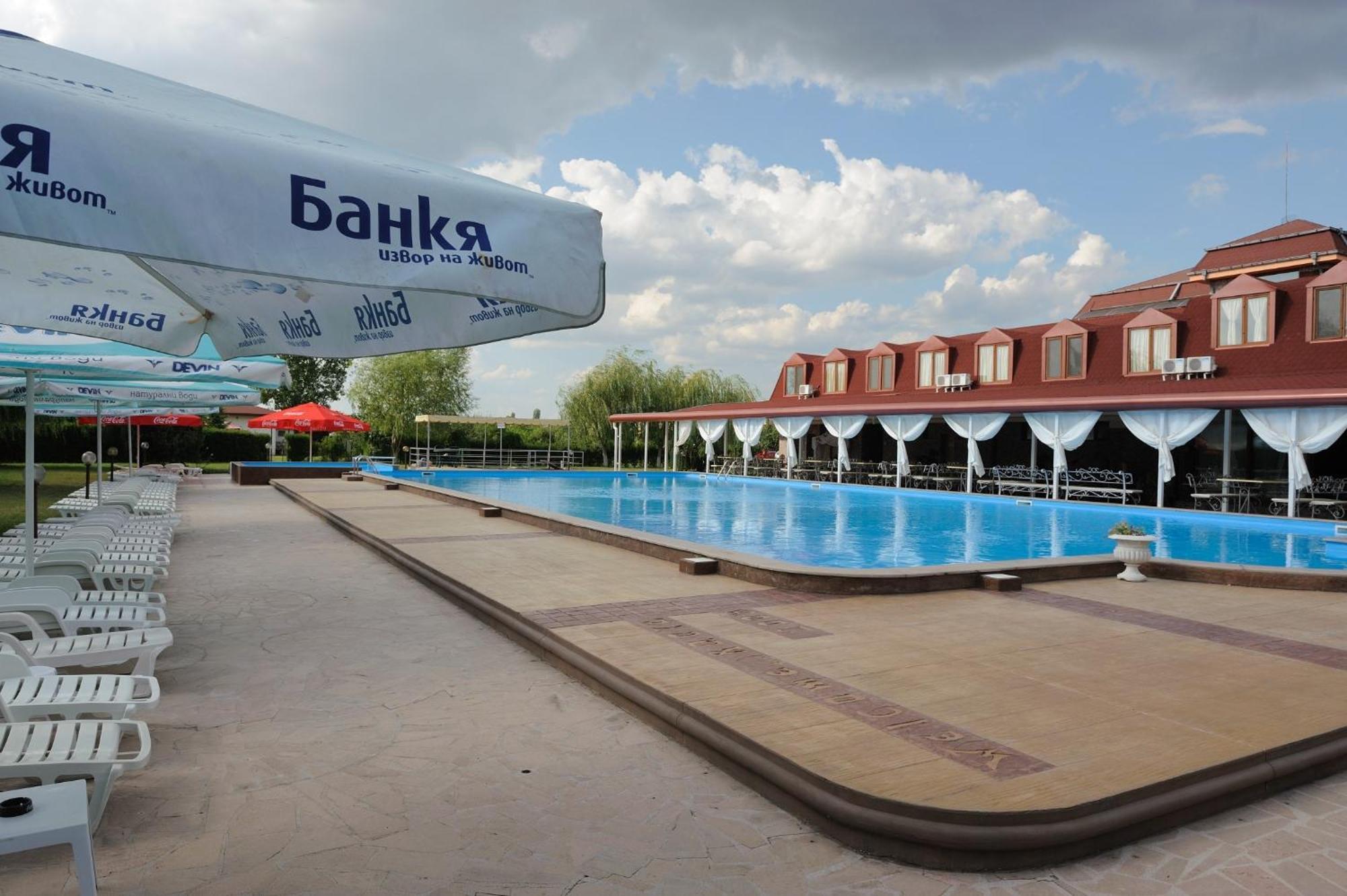 Complex Racic Hotel Voyvodinovo Luaran gambar