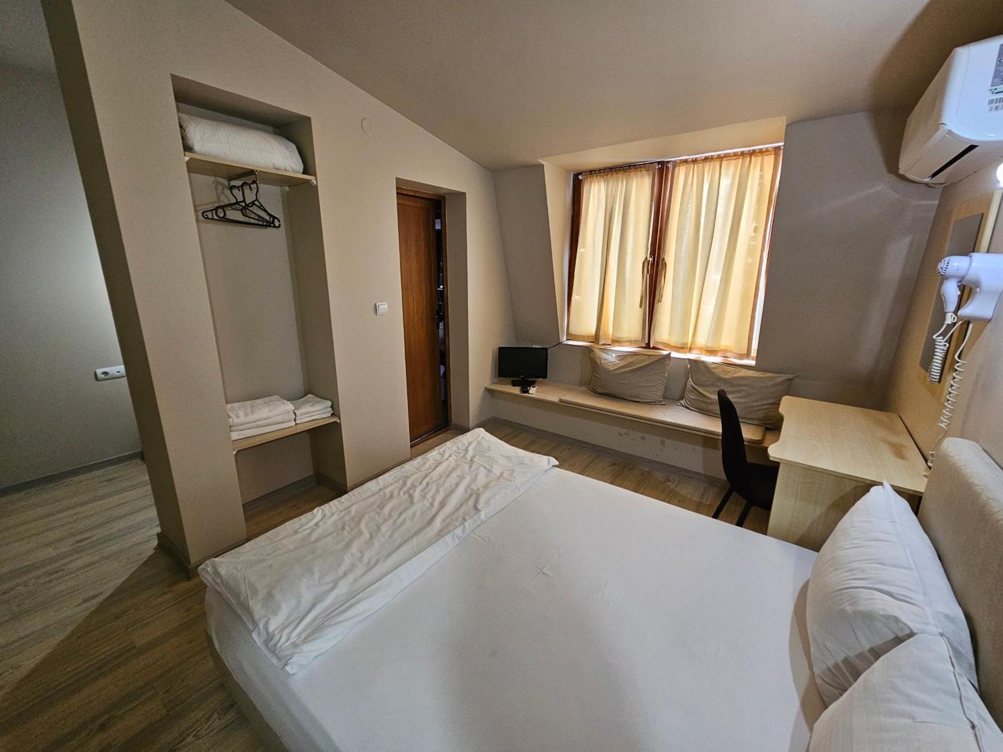 Complex Racic Hotel Voyvodinovo Luaran gambar