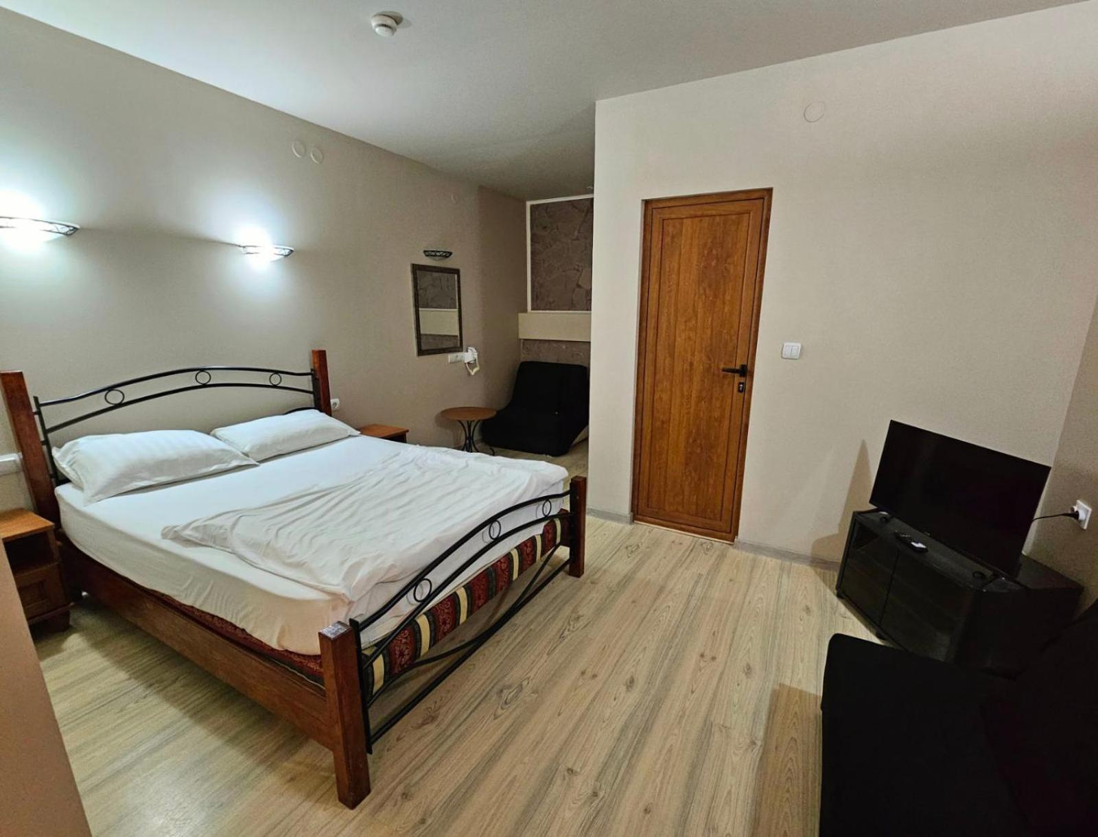 Complex Racic Hotel Voyvodinovo Luaran gambar