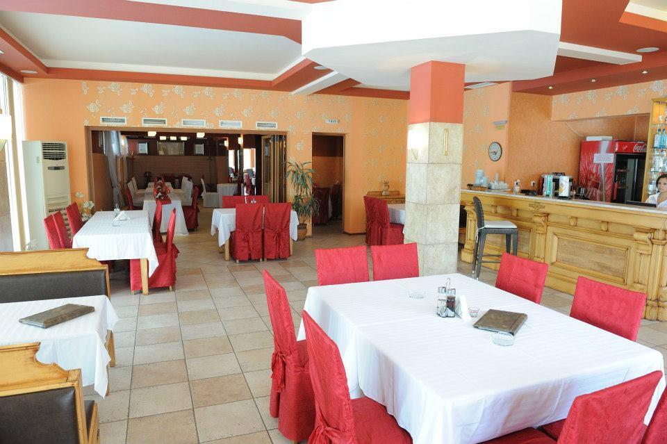 Complex Racic Hotel Voyvodinovo Luaran gambar